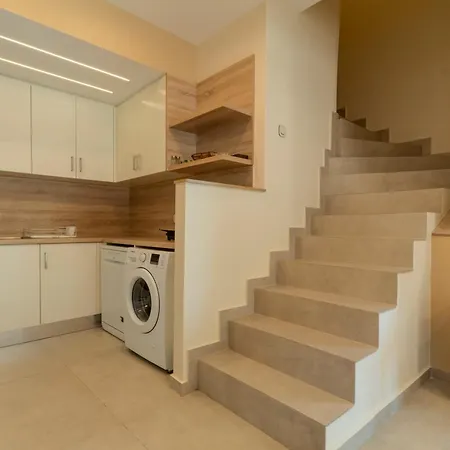 Luca Mare Bed and breakfast 4*