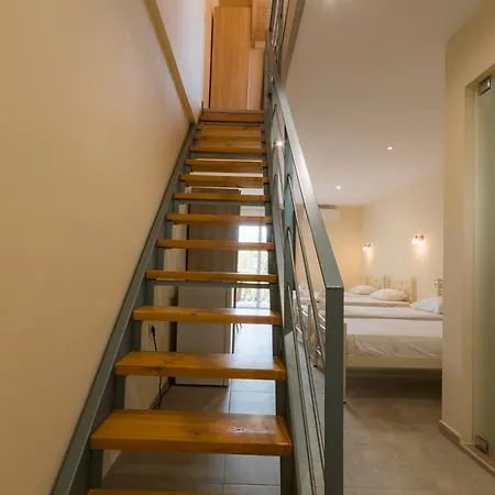 Luca Mare Bed & Breakfast Gouvia