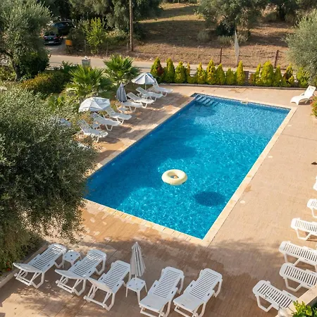 Luca Mare Bed & Breakfast Gouvia