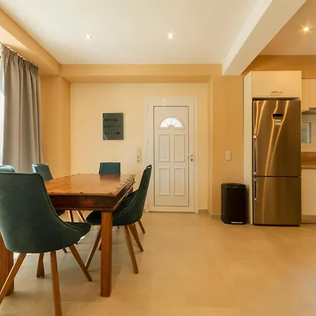 فندق مبيت وإفطار Luca Mare 4*