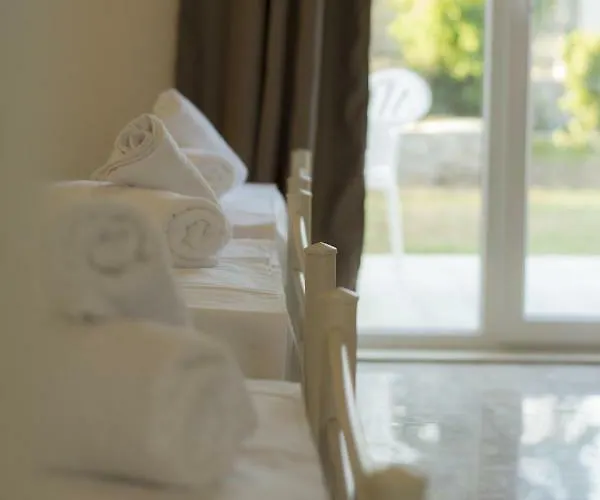 Bed and breakfast Luca Mare Gouvia